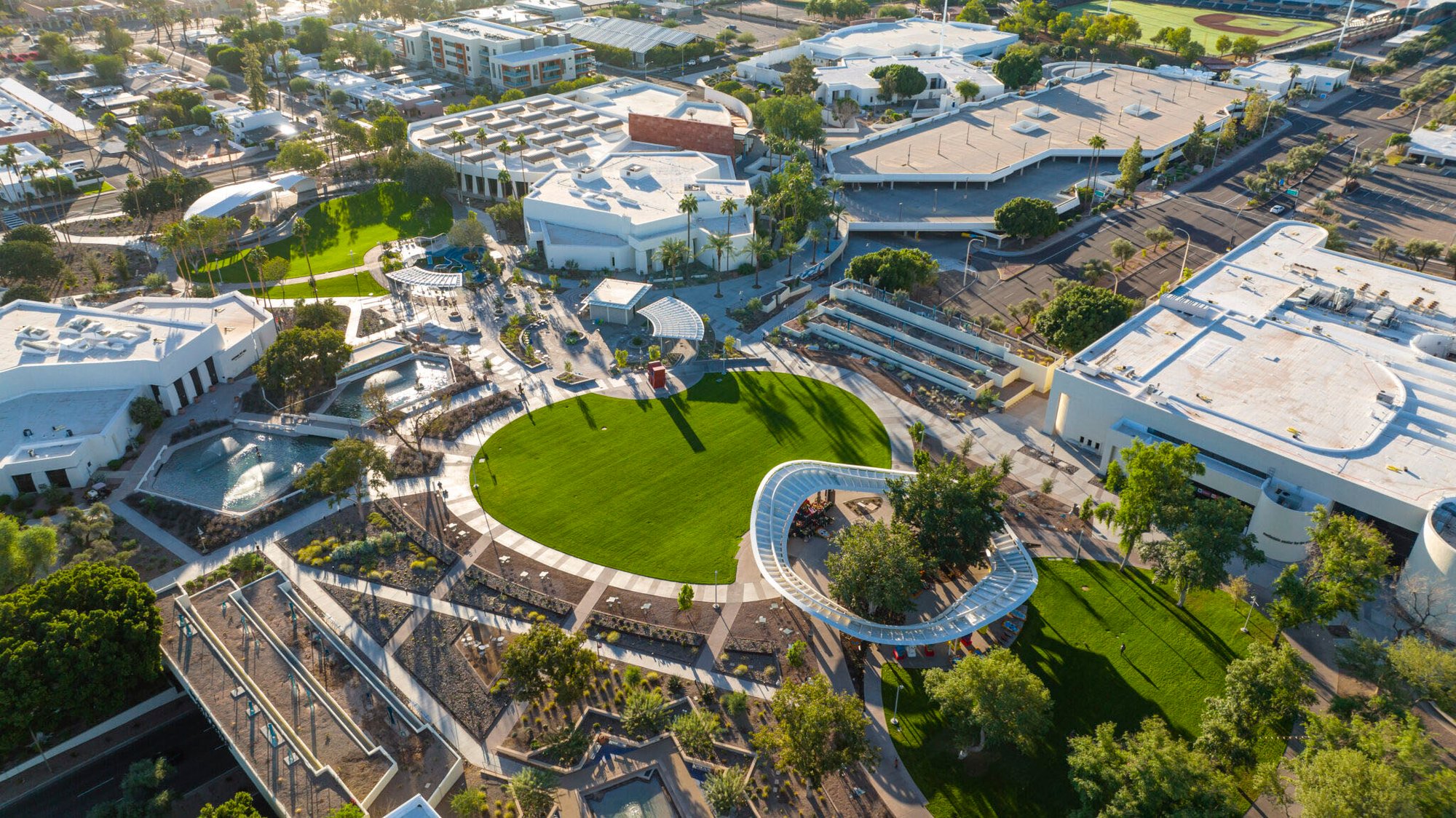 Scottsdale-Civic-Center-Park-AZ-202310-153-2048x1151